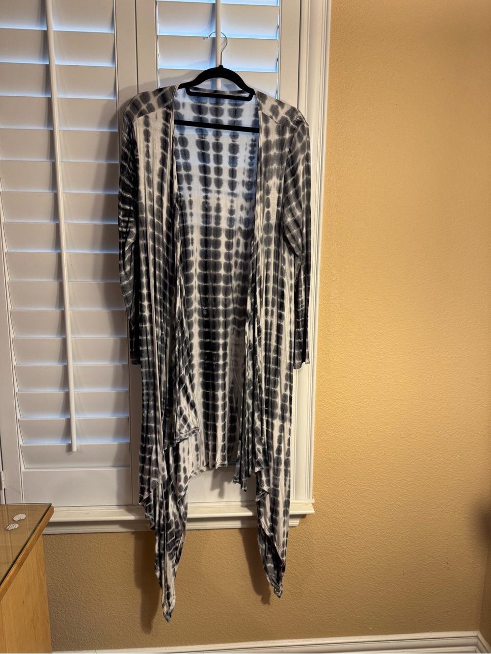 Black & White Tie-Dye Open Front Cardigan